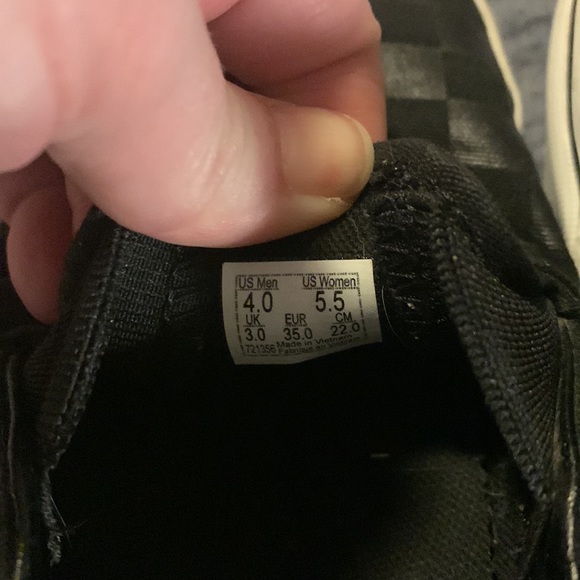 EUC Women’s Size 5.5 Vans Checkered VANS - Picture 3 of 3